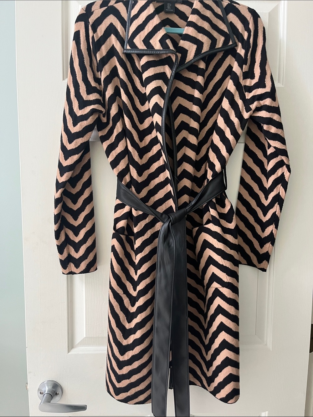 Tahari Black and Camel Chevron Long Sleeve Belted Sweater Coat